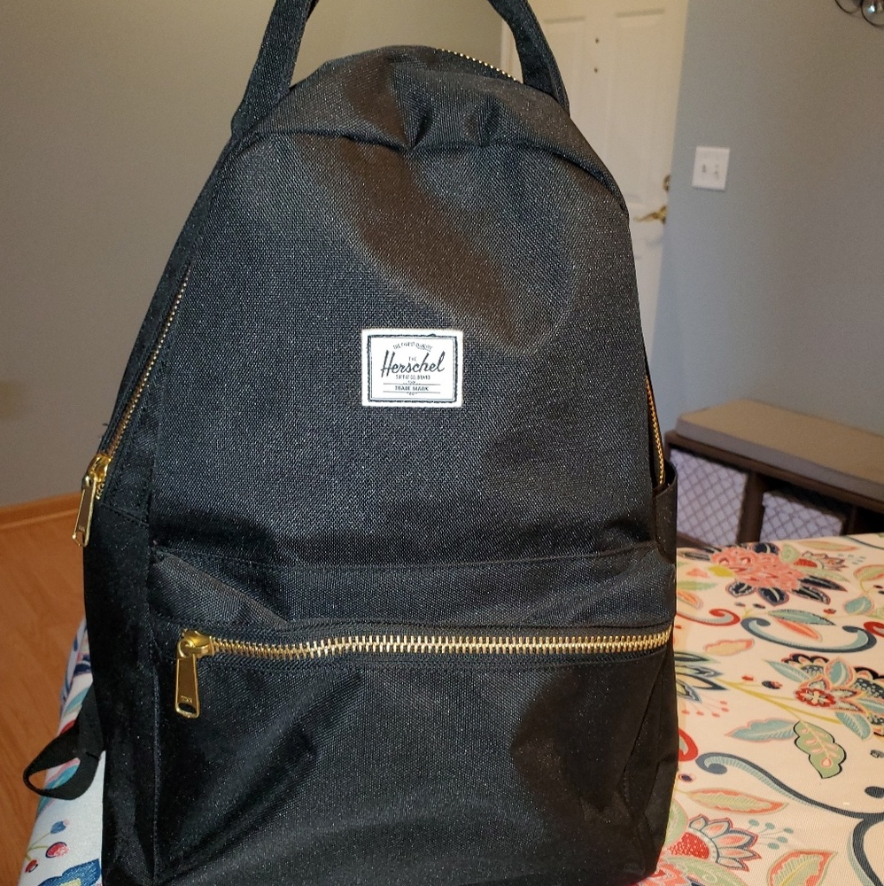 NOVA mid volume backpack
